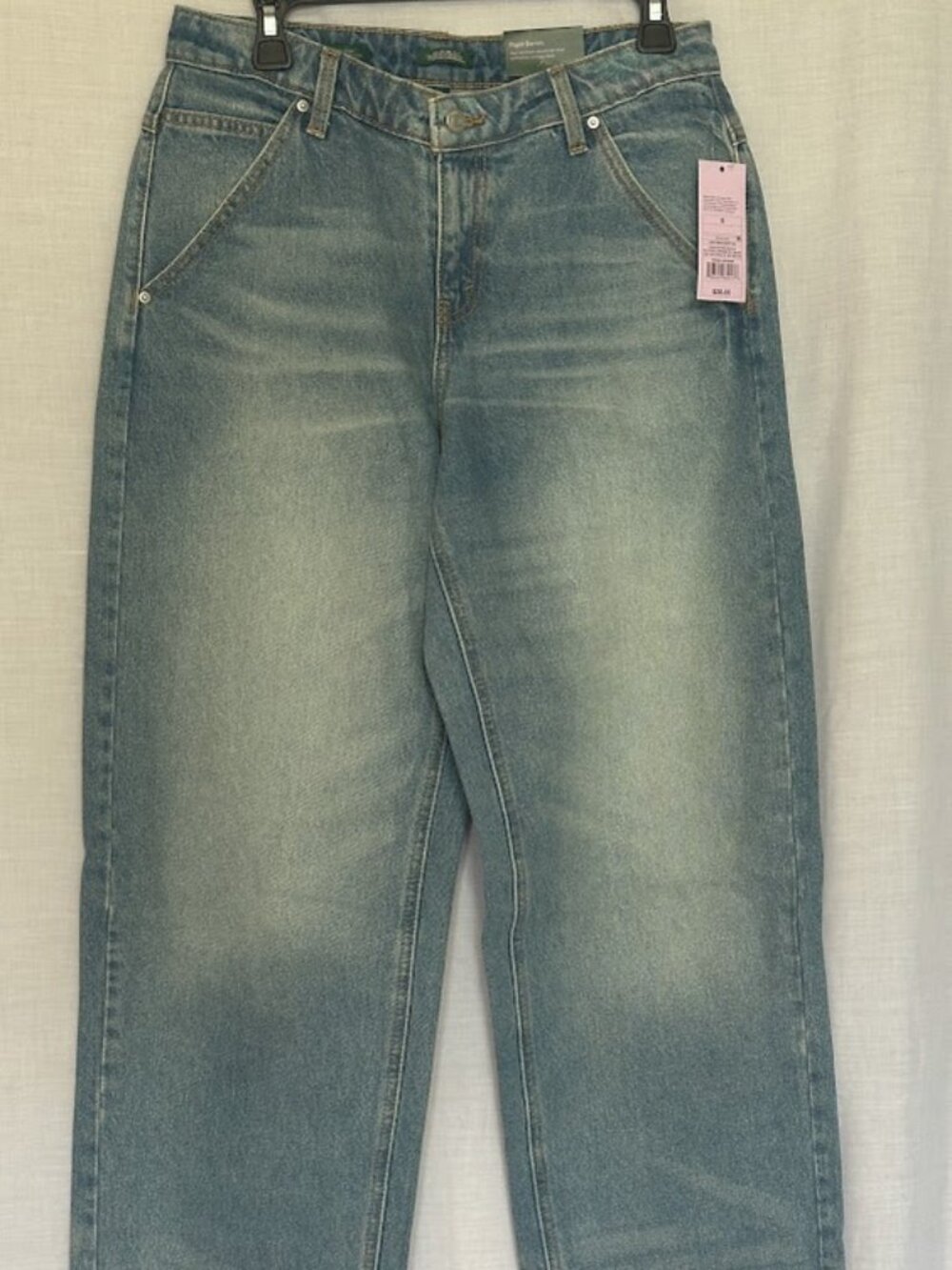 Wild Fable NWT Relaxed Straight Jeans Mid Rise Light Wash Denim Size 6